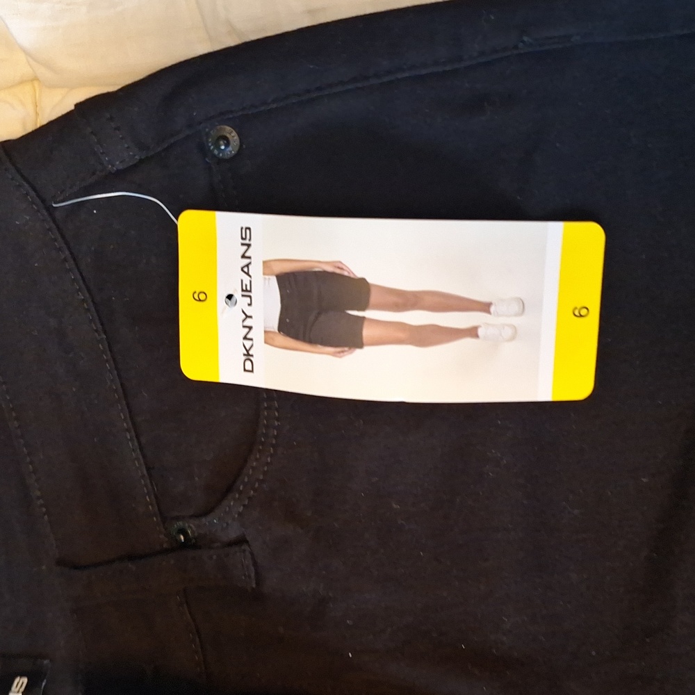 Dkny jeans shorts size 6 - Picture 2 of 2
